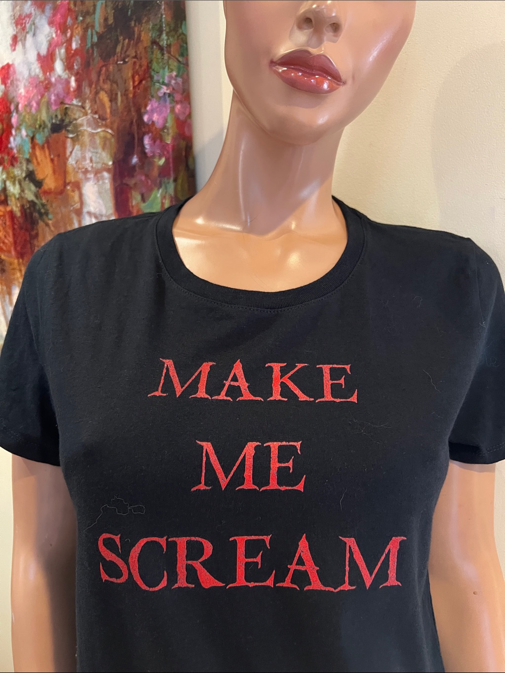 Black Graphic T Shirt S Red "Make Me Scream" Text Nwot